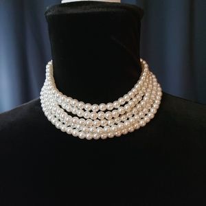 Faux pearl choker